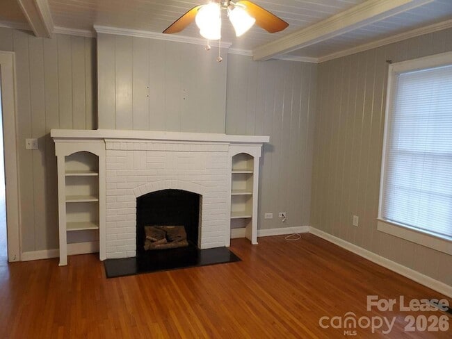 Photo - 1506 Wayside Dr