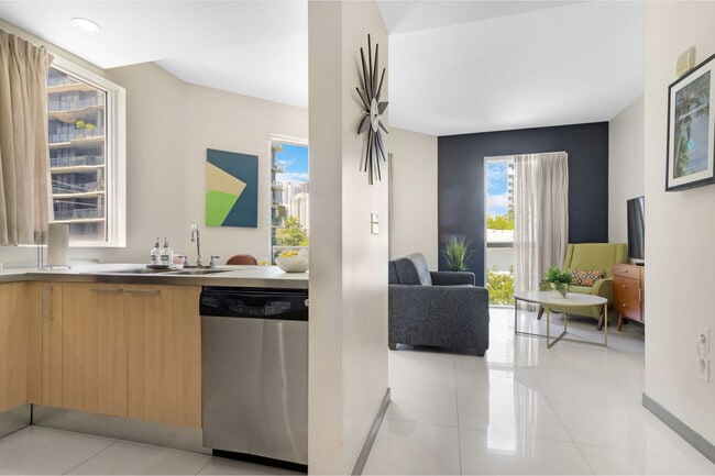 Photo - 1700 SW 2nd Ave Unit ID1272348P