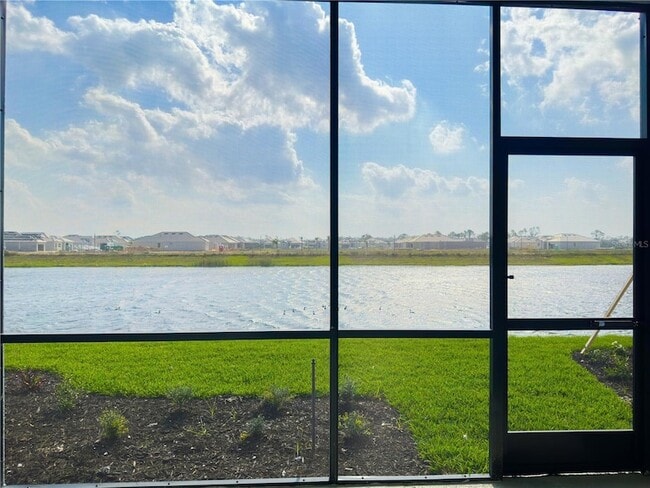 Building Photo - 14204 Heritage Landing Blvd Unit 718