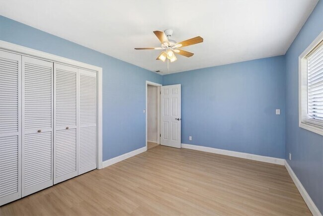 Photo - 145 18th Ave