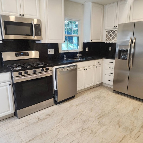 Photo - 34 Ashland St