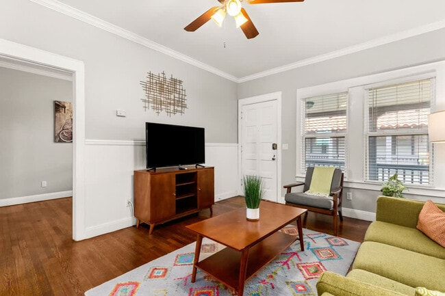 Photo - 203 W Magnolia Ave Unit SI ID1496380P