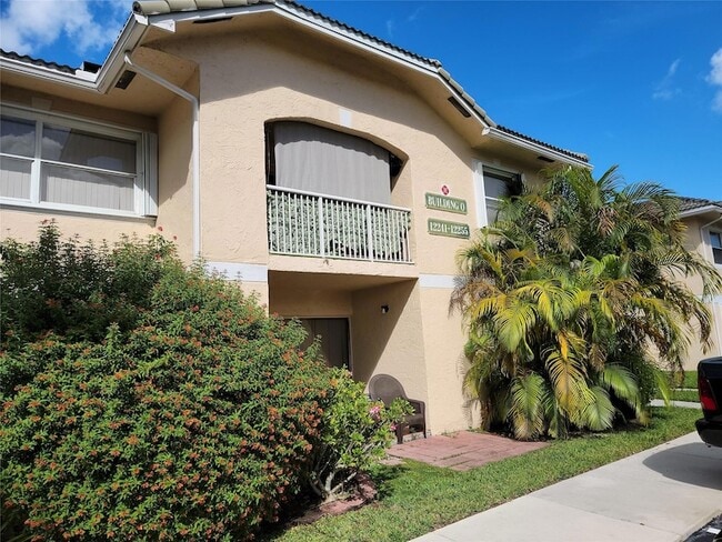 Photo - 12255 Royal Palm Blvd Unit 8O