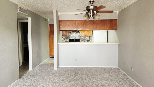 Photo - 7313 Gulf Fwy Unit 407