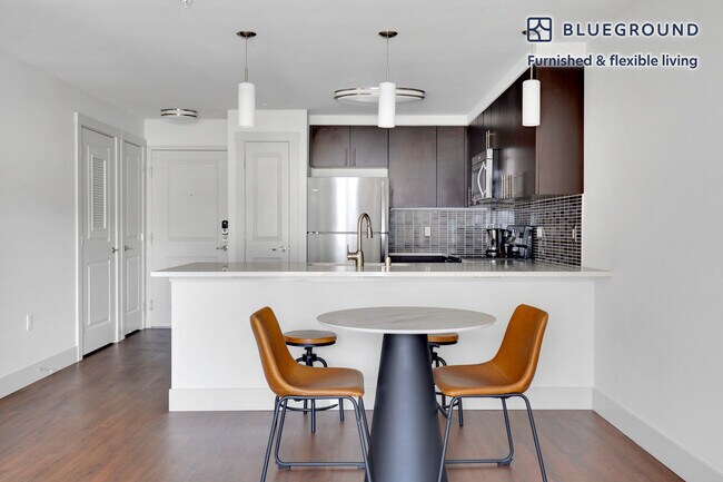 Photo - 10555 Main St Unit FL4-ID294