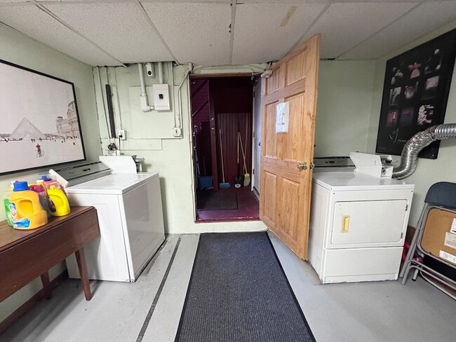 Photo - 260 Aspinwall Ave