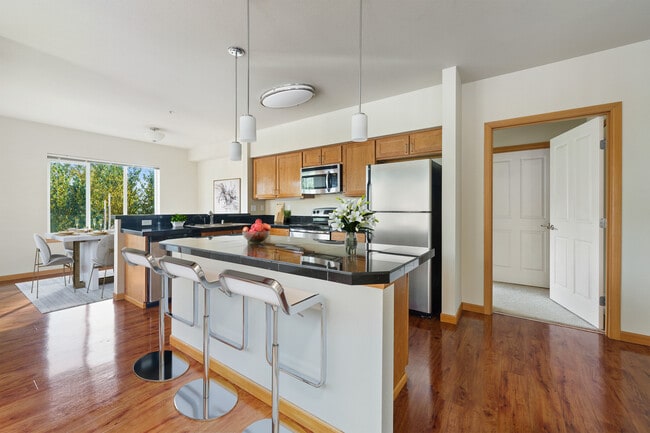 Photo - Shangri-La Apartments