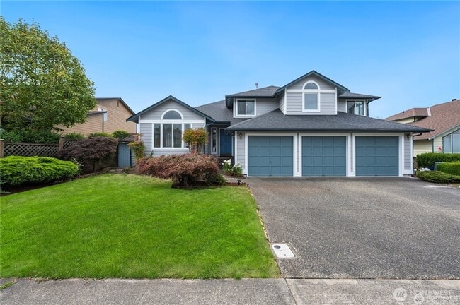 Building Photo - 3832 46th Ave NE