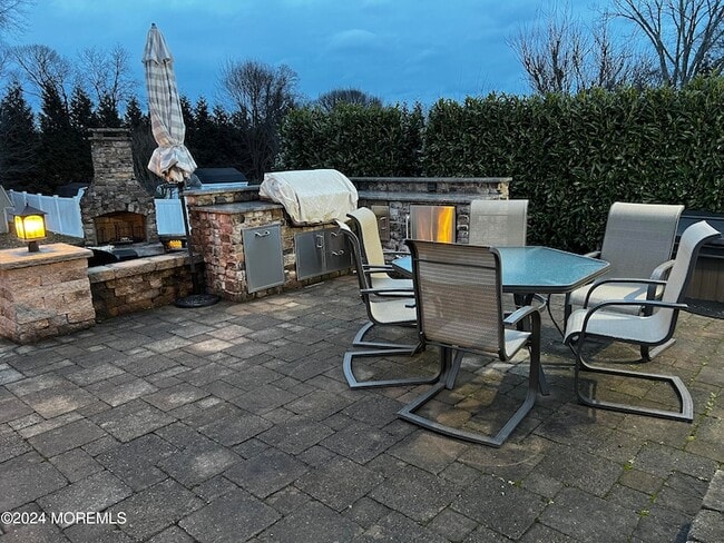 Photo - 499 W Park Ave