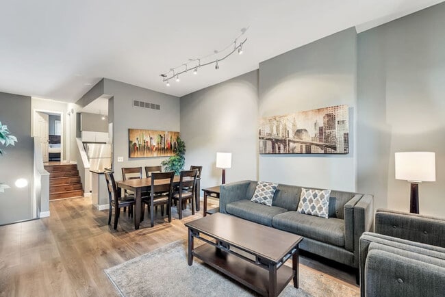 Building Photo - 713 Barton St Unit ID1031858P