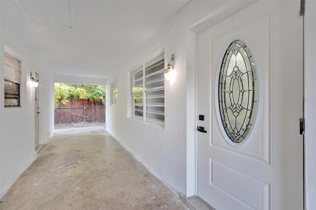 Building Photo - 5310 NW 16th St