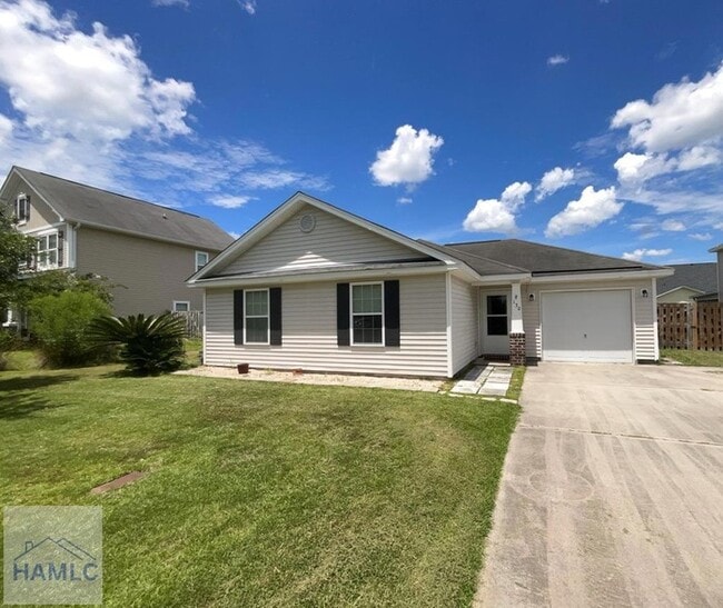 Building Photo - 130 Willow Oak Dr