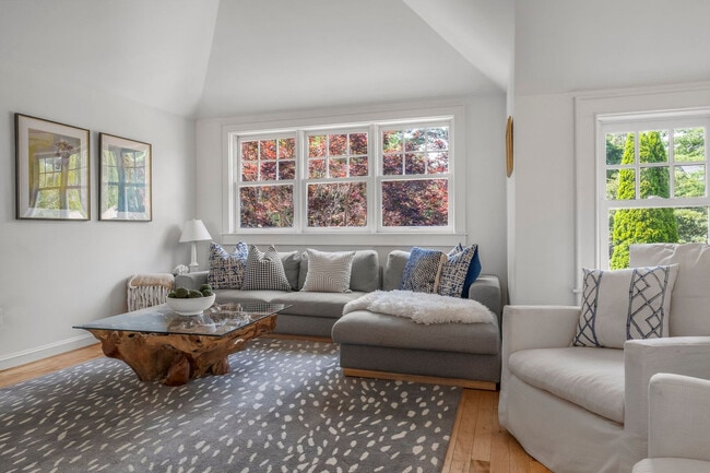 Photo - 43 Agamenticus Ave Unit ID1262031P