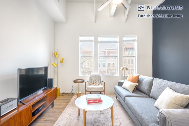 Photo - 1826 Vernon St NW Unit SI FL3-ID190