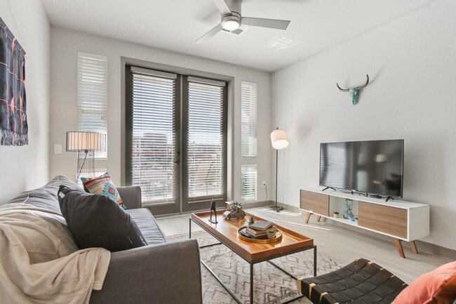 Photo - 400 N 2nd Ave Unit ID1014572P