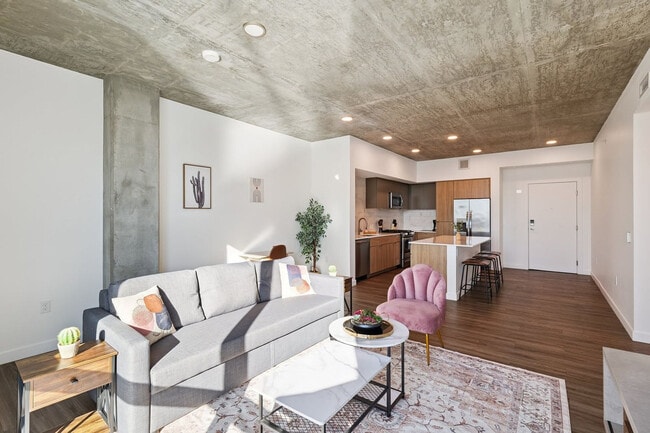 Photo - 222 E Jefferson St Unit ID1369270P