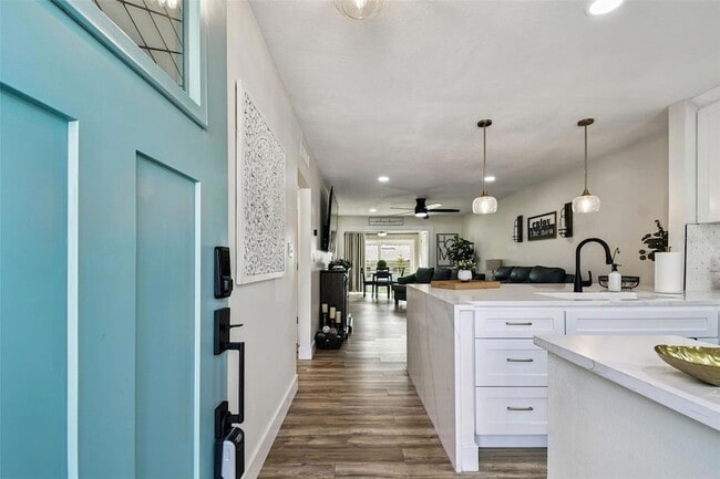 Photo - 9032 Mission Oaks Blvd Unit F