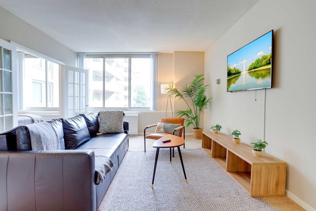 Photo - 1600 S Eads St Unit GO FL3-ID1022407P