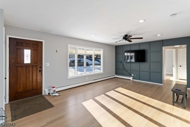 Photo - 9 McKinley Pl