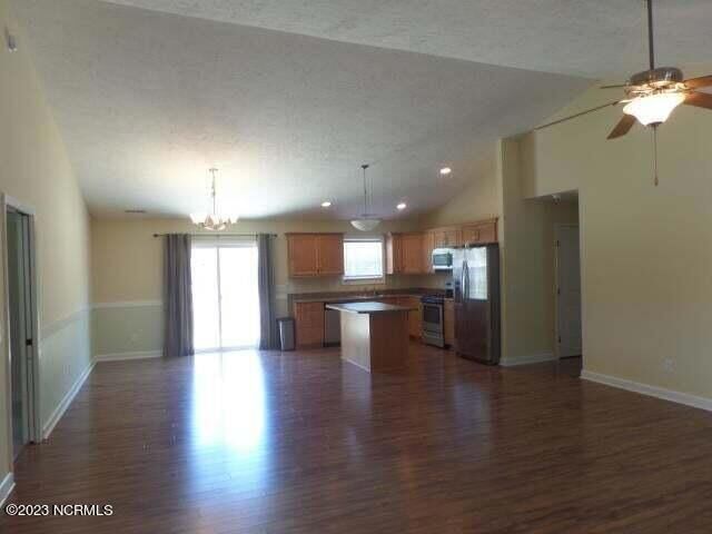Photo - 101 Rustic Dr