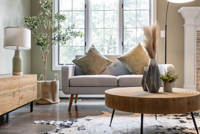 Building Photo - 321 Museum Village Rd Unit SI ID1466758P