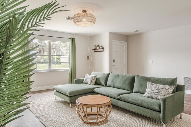 Photo - 1816 5th Pl Unit ID1018162P