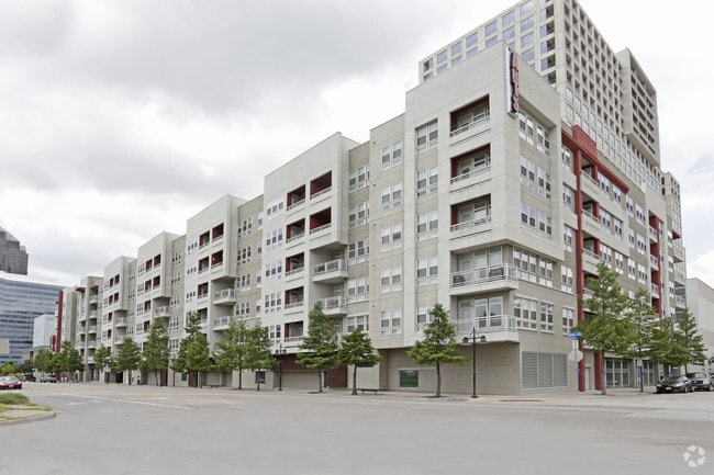 Building Photo - The Arts Apartments