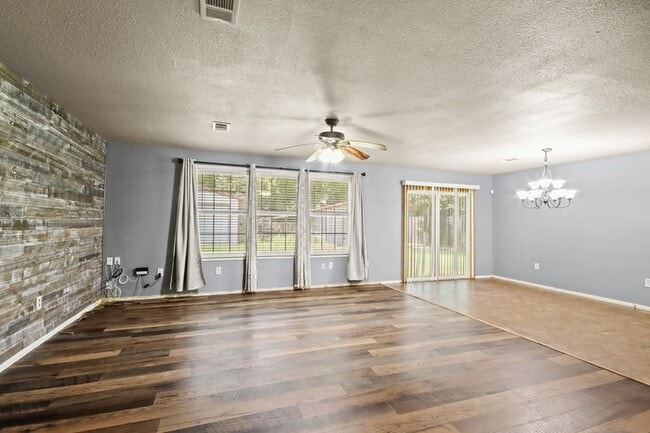 Photo - 432 Co Rd 4284