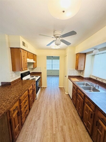 Photo - 8513 Kensington Dr
