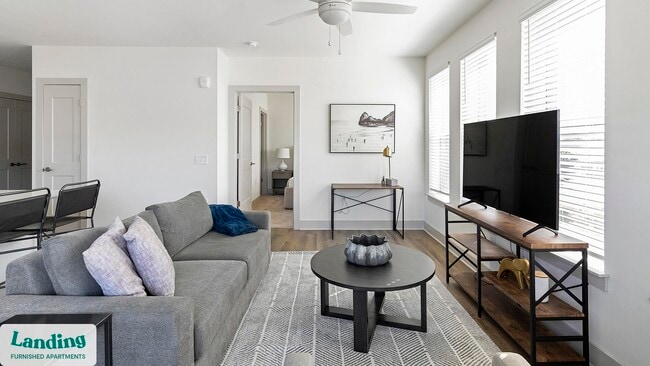 Photo - 2500 9th Ave SW Unit 220.1406498