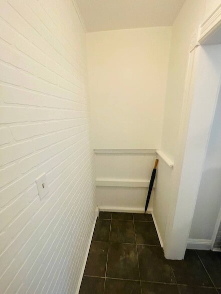 Photo - 420 Littleworth Ln