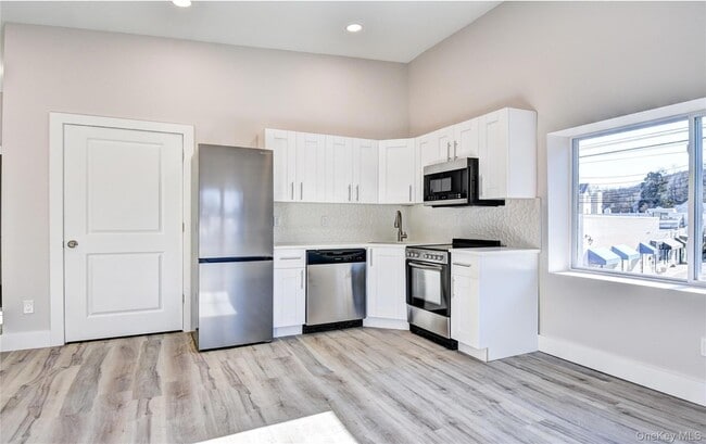 Photo - 292 Main St Unit 121