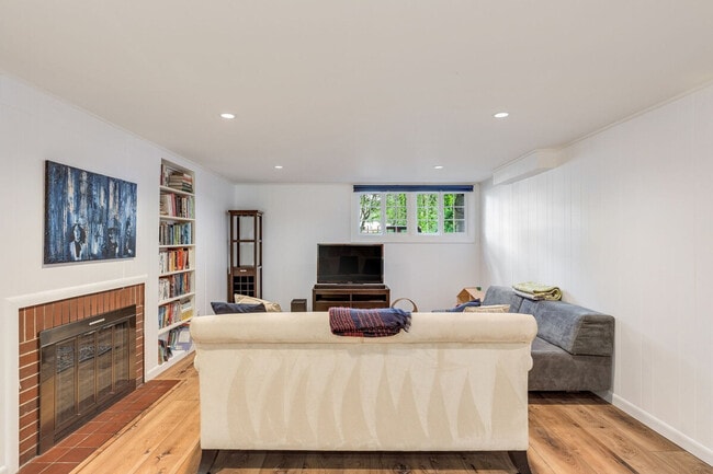 Photo - 3177 NE 84th St Unit SI ID1035927P
