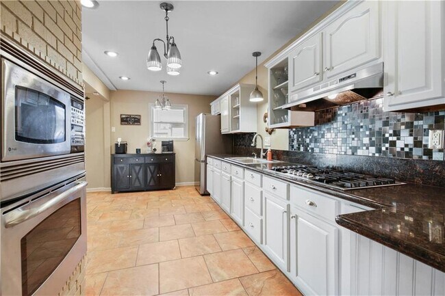 Photo - 4920 Robin Hood Dr