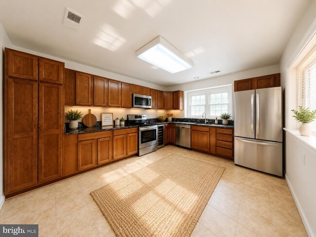 Photo - 10701 Kings Riding Way
