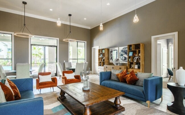 Photo - Cortland Avion Shadow Creek