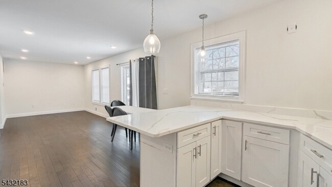 Photo - 7 Maple St