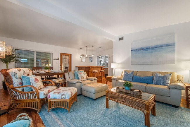 Building Photo - 6912 26th St W Unit ID1284305P