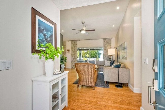 Photo - 211 Chapalita Dr Unit ID1048659P