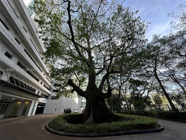 Photo - 1861 NW S River Dr Unit 1007