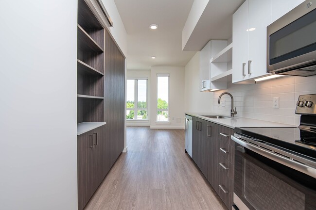 Photo - Axletree Apartments - City Vibes, Small Town Soul