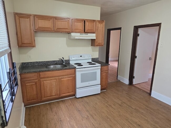 Photo - 49 Judson St Unit 3