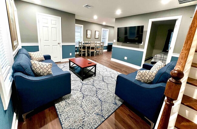 Photo - 1592 Main St Unit SI ID1380184P