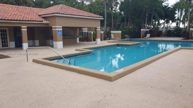 Photo - 1251 Benoist Farms Rd Unit 304