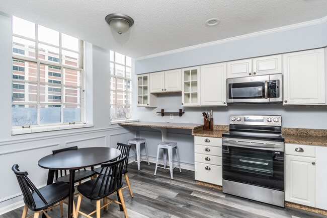 Photo - 106 13th St Unit FL3-ID1301