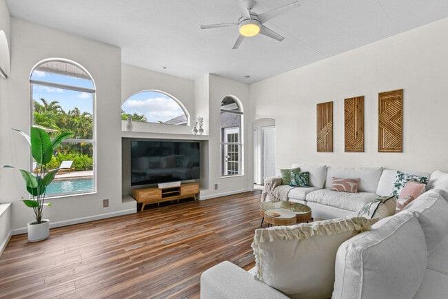 Building Photo - 14155 74th St N Unit ID1326859P