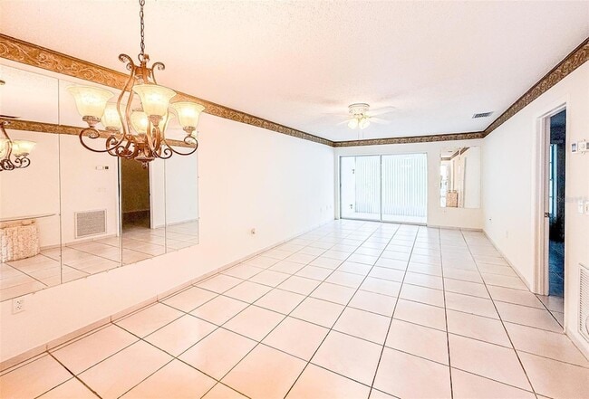 Photo - 2604 Woodgate Ln Unit J6