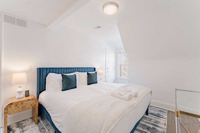 Photo - 11323 Hessler Rd Unit ID1365989P