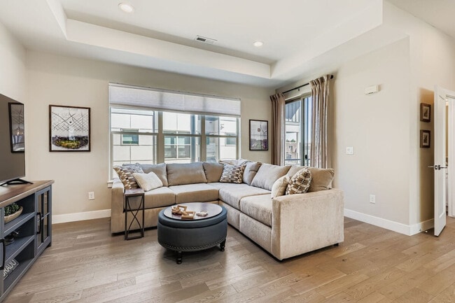 Photo - 5372 Allison St Unit ID1338729P