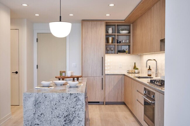 Photo - 540 N Orleans St Unit ID407373P